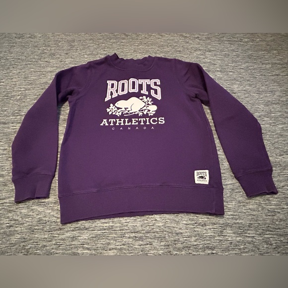 Roots Tops - Roots Crewneck size XS